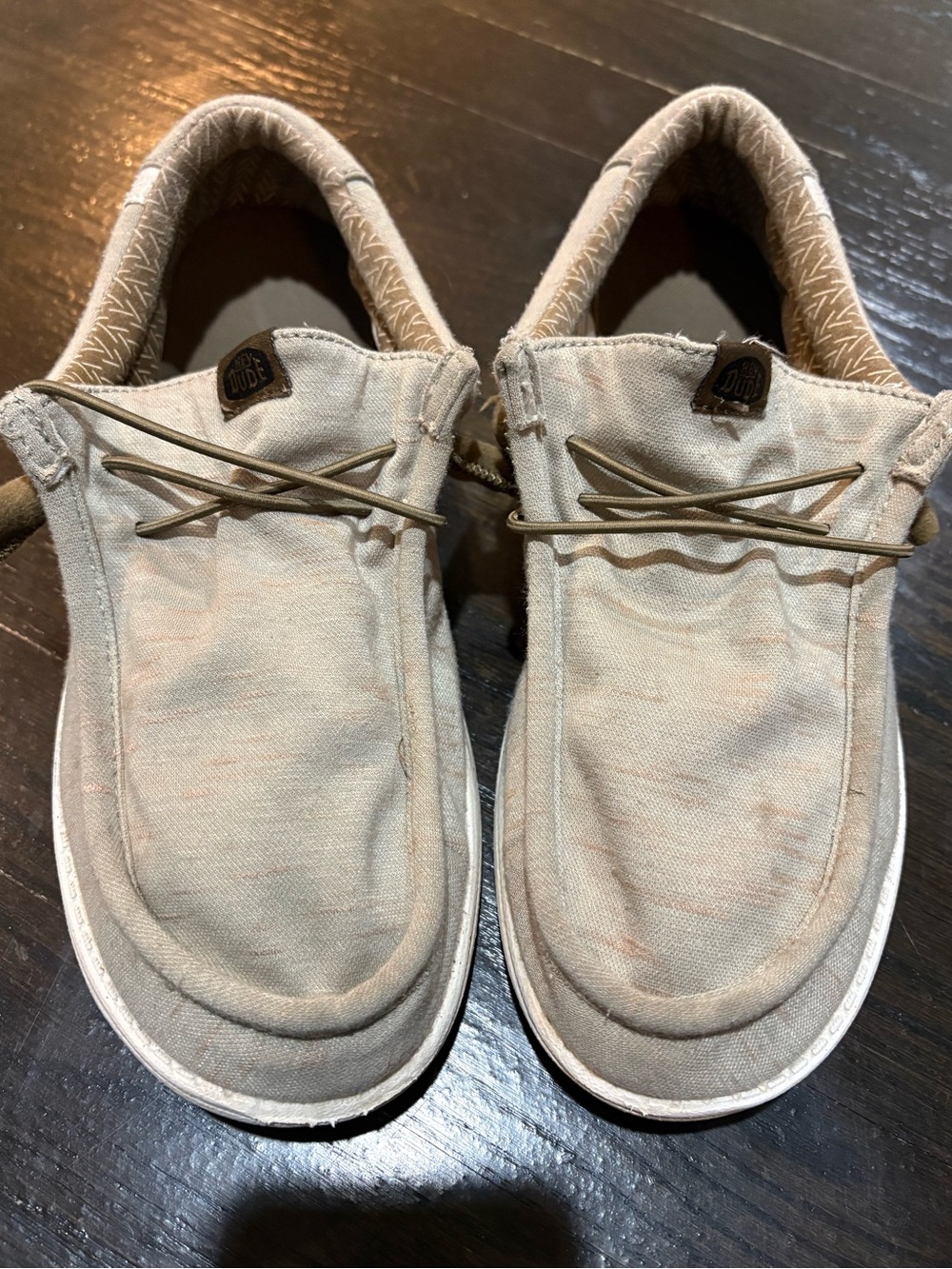 Hey Dude Men's Slip-On Loafers in Light Beige size 9 good condition